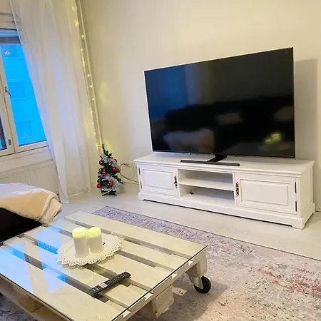 Tilava Kaksio- Keskusta- Autopaikka *