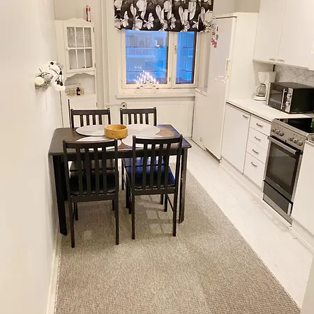 Apartamento Tilava Kaksio- Keskusta- Autopaikka Rovaniemi