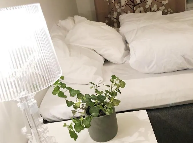 Tilava Kaksio- Keskusta- Autopaikka Lägenhet